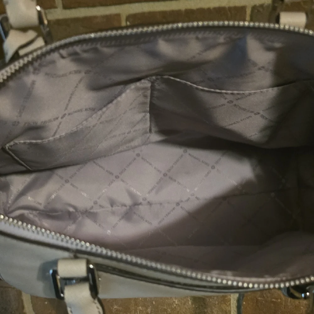 Michael Kors Ciara Medium Saffiano Leather‎ Satchel Gray